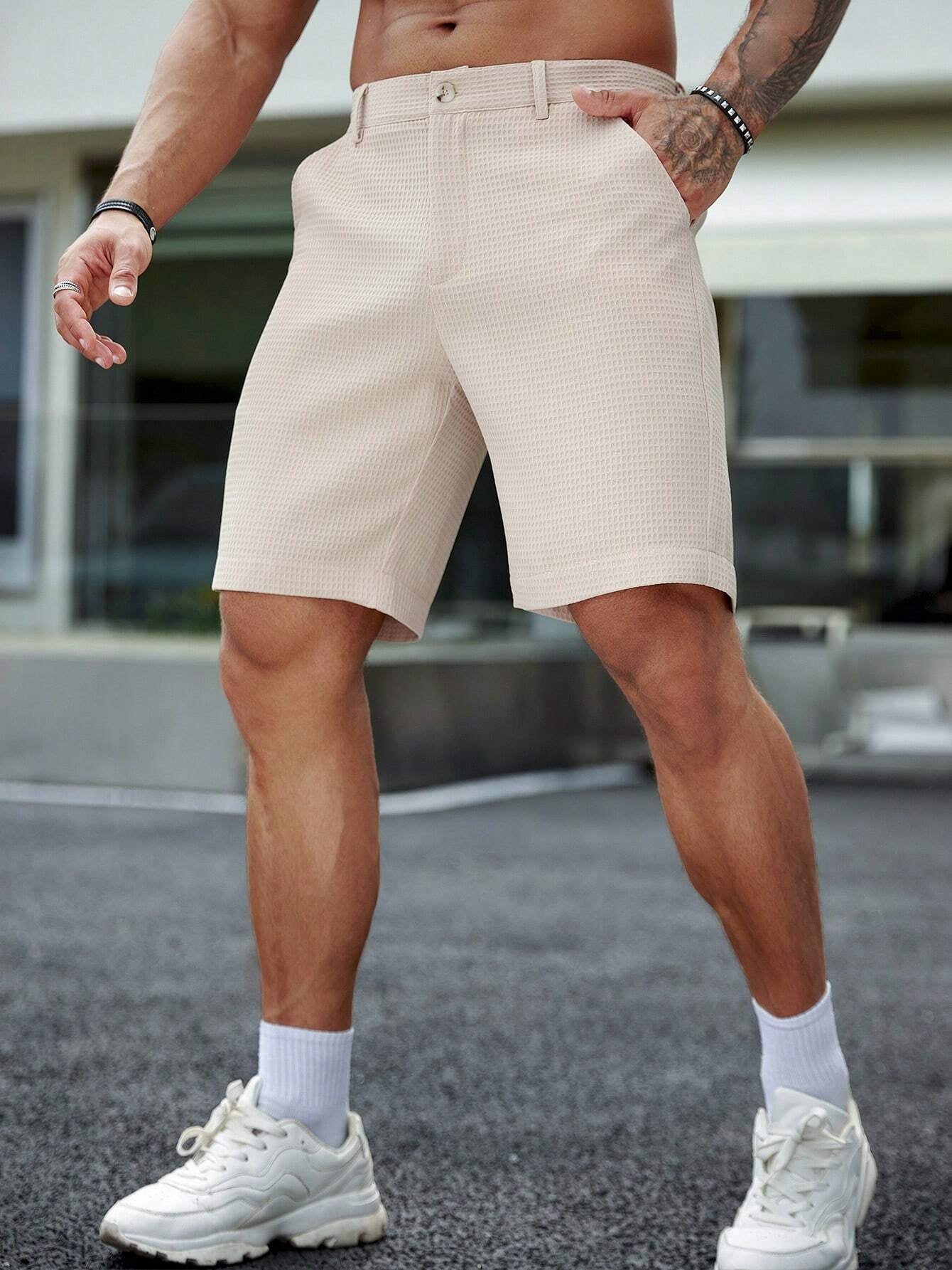 Manfinity Mode Men Slant Pocket Bermuda Shorts