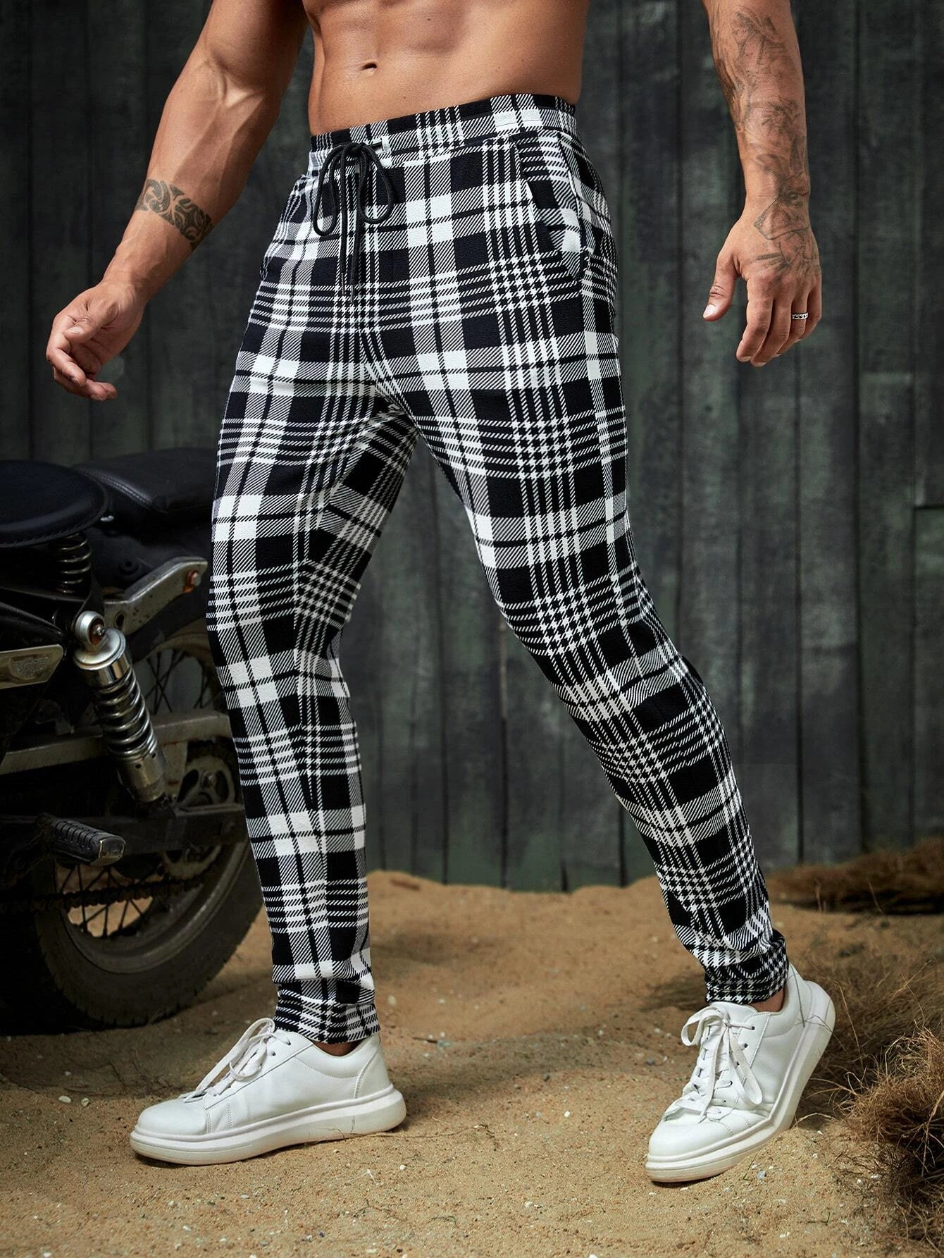 Manfinity Homme Men Plaid Print Drawstring Waist Pants Tapered Long Slacks Colorful Going Out