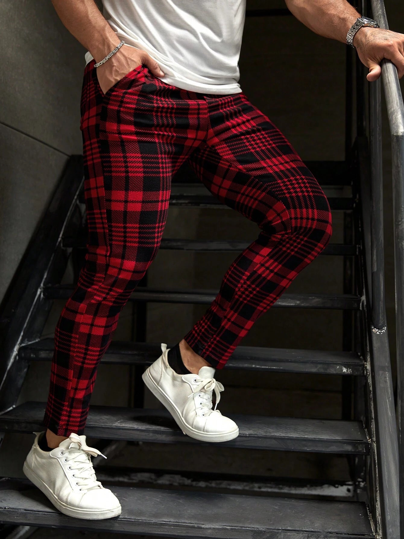 Manfinity Homme Men Plaid Print Drawstring Waist Pants Tapered Long Slacks Colorful Going Out