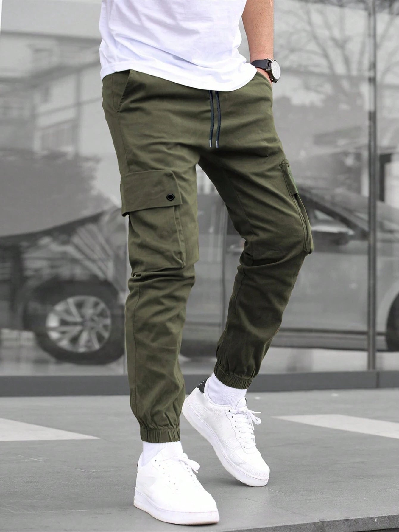 Manfinity Homme Men'S Loose-Fit Casual Pants with Flap Pockets