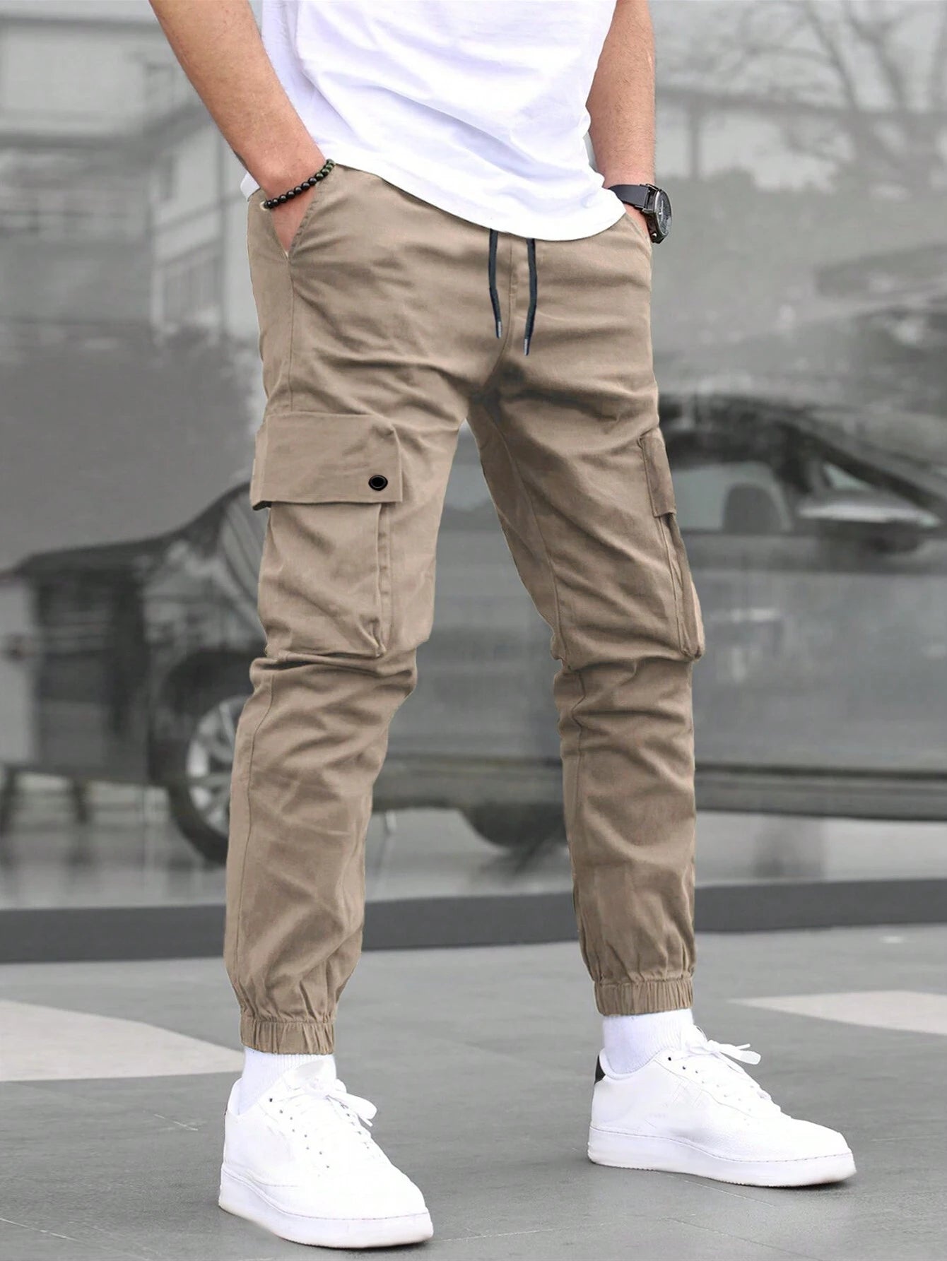 Manfinity Homme Men'S Loose-Fit Casual Pants with Flap Pockets